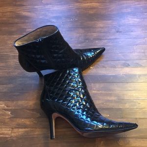 boutique 9 black quilted stiletto booties